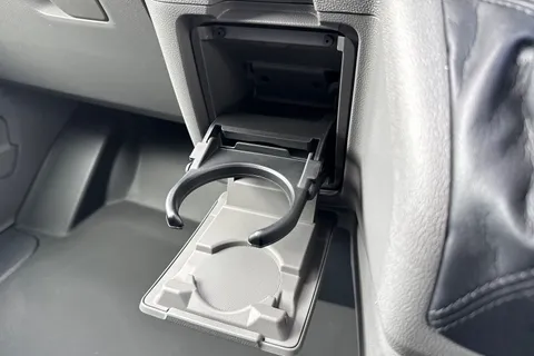 DA26GUK Volkswagen Transporter 2.0 TDI 110 Commerce Plus Van Thumbnail #36