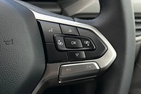 DA26GUK Volkswagen Transporter 2.0 TDI 110 Commerce Plus Van Thumbnail #39