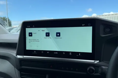 DA26GUK Volkswagen Transporter 2.0 TDI 110 Commerce Plus Van Thumbnail #46