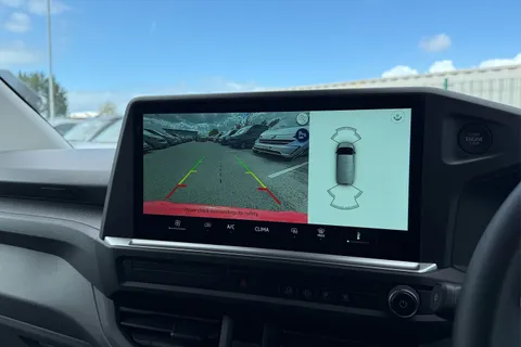 DA26GUK Volkswagen Transporter 2.0 TDI 110 Commerce Plus Van Thumbnail #49