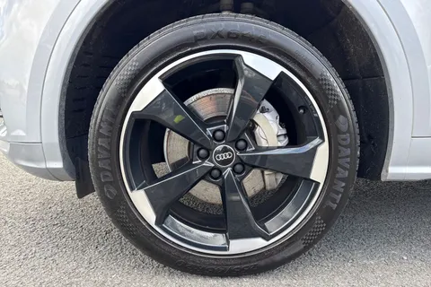 SV20WYK Audi Q5 Black Edition 40 TDI quattro 190 PS S tronic Thumbnail #14