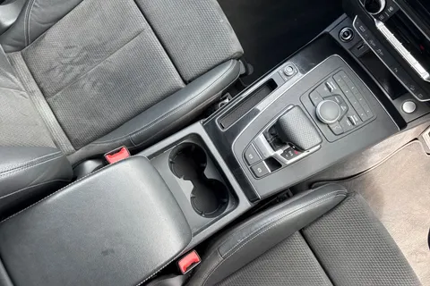 SV20WYK Audi Q5 Black Edition 40 TDI quattro 190 PS S tronic Thumbnail #24