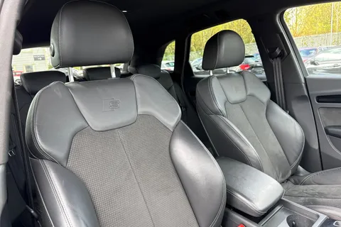 SV20WYK Audi Q5 Black Edition 40 TDI quattro 190 PS S tronic Thumbnail #25