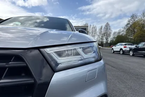 SV20WYK Audi Q5 Black Edition 40 TDI quattro 190 PS S tronic Thumbnail #26