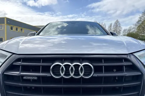 SV20WYK Audi Q5 Black Edition 40 TDI quattro 190 PS S tronic Thumbnail #28