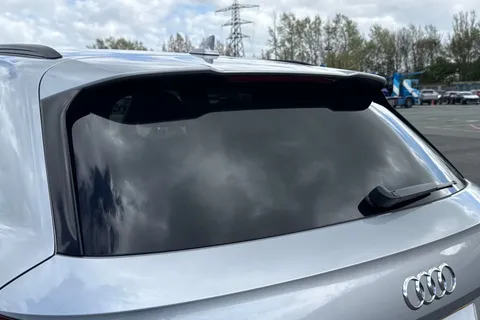 SV20WYK Audi Q5 Black Edition 40 TDI quattro 190 PS S tronic Thumbnail #35