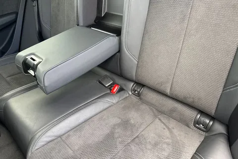 SV20WYK Audi Q5 Black Edition 40 TDI quattro 190 PS S tronic Thumbnail #42