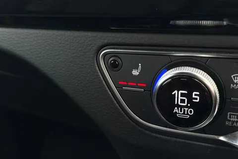 SV20WYK Audi Q5 Black Edition 40 TDI quattro 190 PS S tronic Thumbnail #50