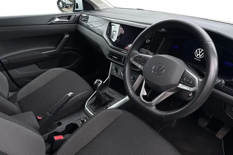 SL22EKT Volkswagen Taigo 1.0 TSI Life Euro 6 (s/s) 5dr Thumbnail #9