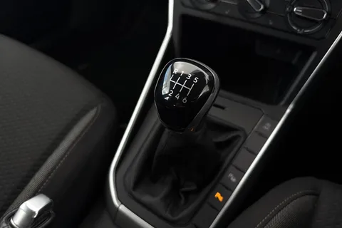 SL22EKT Volkswagen Taigo 1.0 TSI Life Euro 6 (s/s) 5dr Thumbnail #21