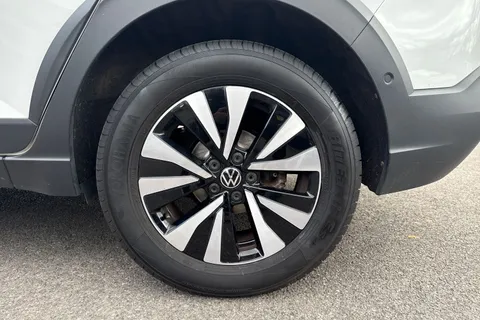 SL22EKT Volkswagen Taigo 1.0 TSI Life Euro 6 (s/s) 5dr Thumbnail #24