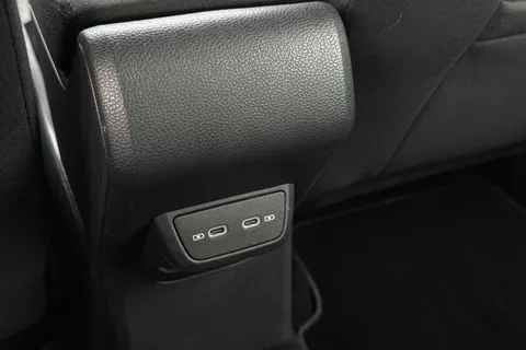 SL22EKT Volkswagen Taigo 1.0 TSI Life Euro 6 (s/s) 5dr Thumbnail #28