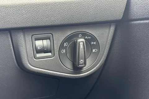 SL22EKT Volkswagen Taigo 1.0 TSI Life Euro 6 (s/s) 5dr Thumbnail #38