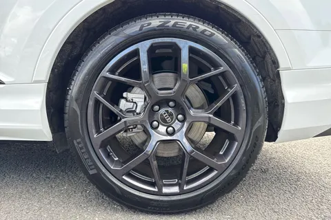  Audi Q7 3.0 TDI V6 Black Edition Tiptronic quattro Euro 6 (s/s) 5dr Thumbnail #12