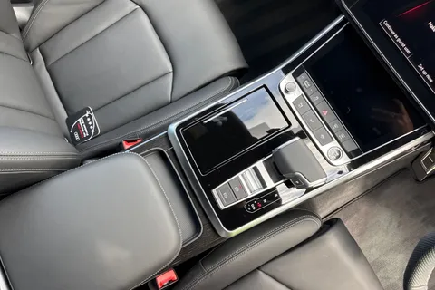  Audi Q7 3.0 TDI V6 Black Edition Tiptronic quattro Euro 6 (s/s) 5dr Thumbnail #23