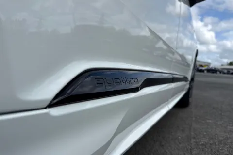  Audi Q7 3.0 TDI V6 Black Edition Tiptronic quattro Euro 6 (s/s) 5dr Thumbnail #33