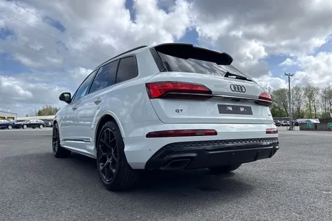  Audi Q7 3.0 TDI V6 Black Edition Tiptronic quattro Euro 6 (s/s) 5dr Thumbnail #39