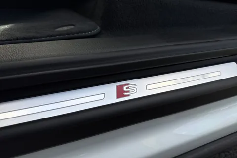  Audi Q7 3.0 TDI V6 Black Edition Tiptronic quattro Euro 6 (s/s) 5dr Thumbnail #45