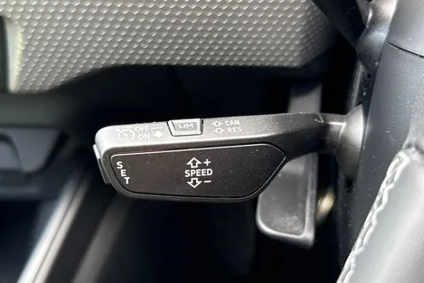  Audi A1 1.0 TFSI 30 S line Sportback Euro 6 (s/s) 5dr Thumbnail #52