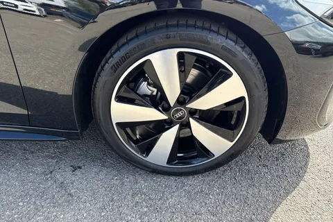  Audi A5 Avant 2.0 TDI Black Edition S Tronic Euro 6 (s/s) 5dr Thumbnail #10