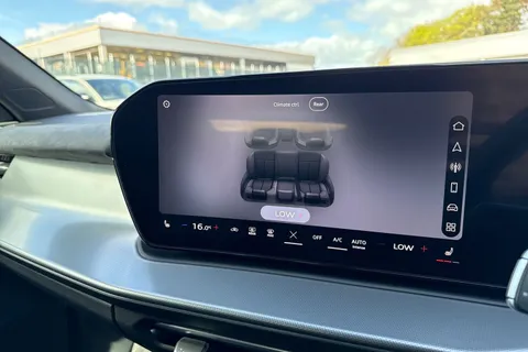  Audi Q3 1.5 TFSI S line Sportback S Tronic Euro 6 (s/s) 5dr Thumbnail #45