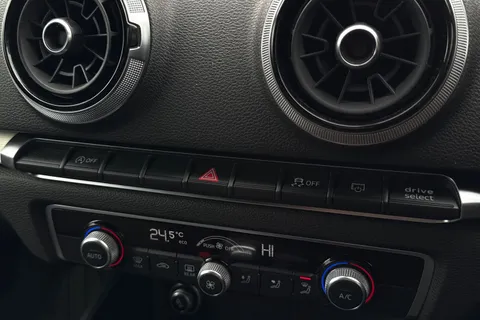 GF19AYV Audi A3 1.5 TFSI CoD 35 S line Sportback S Tronic Euro 6 (s/s) 5dr Thumbnail #42