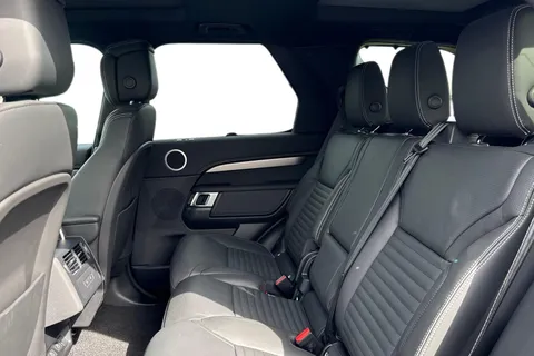 4 of 51 for Land Rover Discovery 3.0 D350 Dynamic HSE 5dr