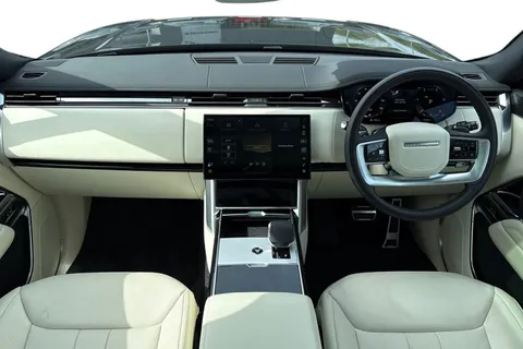 DL75ZHW Land Rover Range Rover 3.0 D300 MHEV Edition SUV 5dr Diesel Auto 4WD Euro 6 (s/s) (300 ps) Thumbnail #11