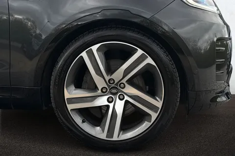 9 of 51 for Land Rover Discovery 3.0 D350 Dynamic HSE 5dr