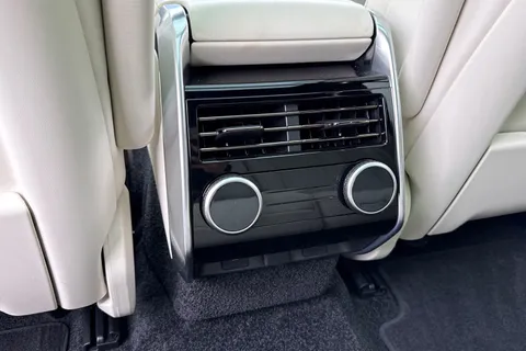 DL75ZHW Land Rover Range Rover 3.0 D300 MHEV Edition SUV 5dr Diesel Auto 4WD Euro 6 (s/s) (300 ps) Thumbnail #20