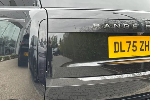 DL75ZHW Land Rover Range Rover 3.0 D300 MHEV Edition SUV 5dr Diesel Auto 4WD Euro 6 (s/s) (300 ps) Thumbnail #21