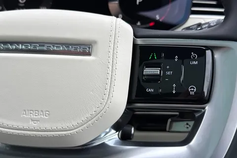 DL75ZHW Land Rover Range Rover 3.0 D300 MHEV Edition SUV 5dr Diesel Auto 4WD Euro 6 (s/s) (300 ps) Thumbnail #36