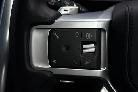 38 of 51 for Land Rover Discovery 3.0 D350 Dynamic HSE 5dr