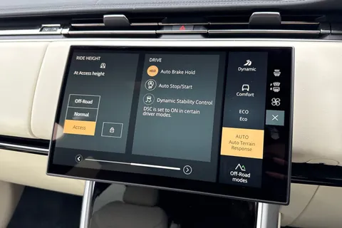 DL75ZHW Land Rover Range Rover 3.0 D300 MHEV Edition SUV 5dr Diesel Auto 4WD Euro 6 (s/s) (300 ps) Thumbnail #45