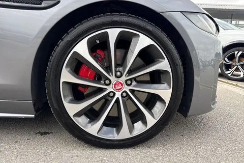 YT23EAM Jaguar XE 2.0 P250i R-Dynamic HSE Auto Euro 6 (s/s) 4dr Thumbnail #11