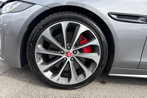 YT23EAM Jaguar XE 2.0 P250i R-Dynamic HSE Auto Euro 6 (s/s) 4dr Thumbnail #12