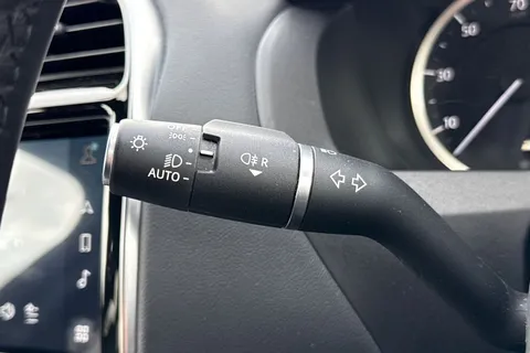 YT23EAM Jaguar XE 2.0 P250i R-Dynamic HSE Auto Euro 6 (s/s) 4dr Thumbnail #33