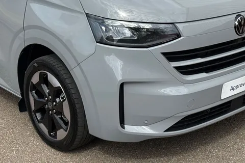 BJ26VTT Volkswagen Transporter 2.0 TDI 150 Commerce Pro Van Auto-4Motion Thumbnail #9