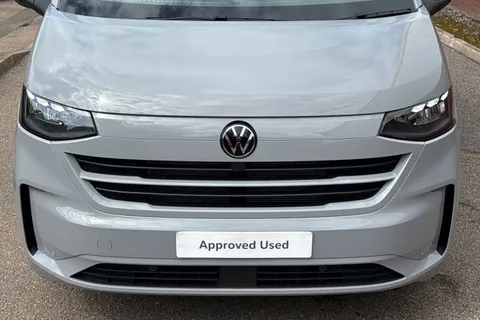 BJ26VTT Volkswagen Transporter 2.0 TDI 150 Commerce Pro Van Auto-4Motion Thumbnail #32