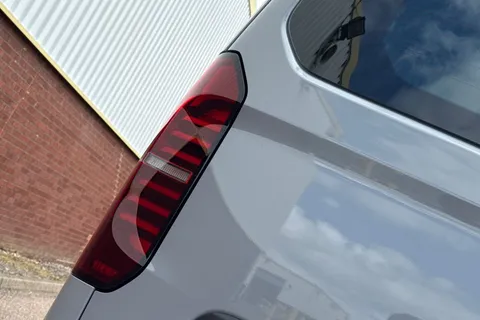 BJ26VTT Volkswagen Transporter 2.0 TDI 150 Commerce Pro Van Auto-4Motion Thumbnail #34