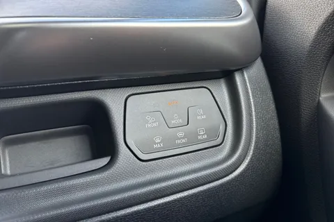 MF75FOV Volkswagen ID. Buzz 250kW GTX Pro 86kWh 5dr 4MOTION LWB Auto [7 Seat] Thumbnail #40