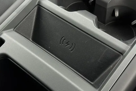  Land Rover Defender 110 3.0 D250 MHEV X-Dynamic HSE Auto 4WD Euro 6 (s/s) 5dr Thumbnail #37