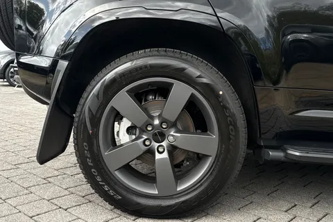  Land Rover Defender 110 3.0 D250 MHEV X-Dynamic HSE Auto 4WD Euro 6 (s/s) 5dr Thumbnail #41