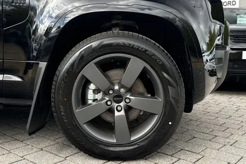  Land Rover Defender 110 3.0 D250 MHEV X-Dynamic HSE Auto 4WD Euro 6 (s/s) 5dr Thumbnail #42