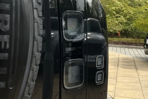  Land Rover Defender 110 3.0 D250 MHEV X-Dynamic HSE Auto 4WD Euro 6 (s/s) 5dr Thumbnail #46