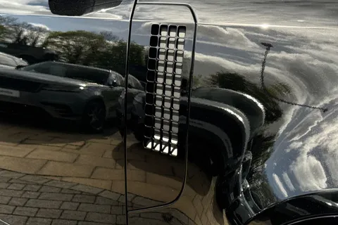  Land Rover Defender 110 3.0 D250 MHEV X-Dynamic HSE Auto 4WD Euro 6 (s/s) 5dr Thumbnail #51