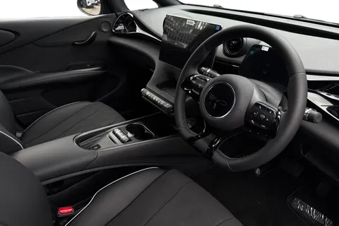  BYD Dolphin 60.48kWh Design Auto 5dr Thumbnail #8