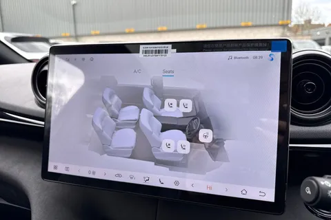  BYD Dolphin 60.48kWh Design Auto 5dr Thumbnail #31