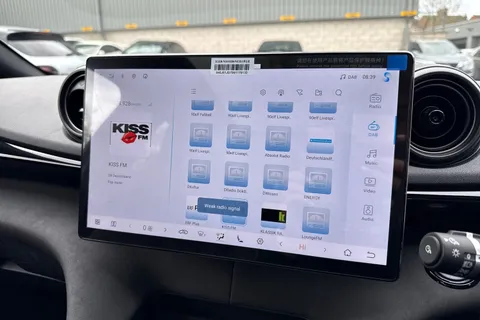  BYD Dolphin 60.48kWh Design Auto 5dr Thumbnail #35
