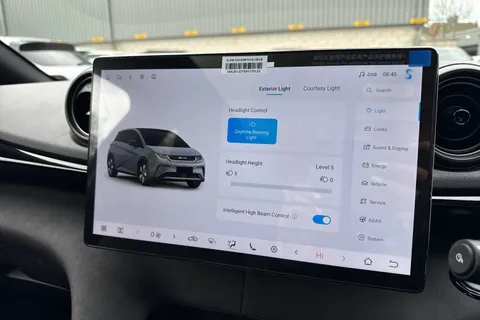  BYD Dolphin 60.48kWh Design Auto 5dr Thumbnail #43